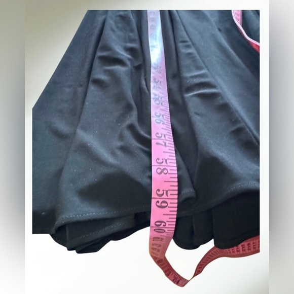 BETSY & ADAM Black Stretch Zippered Embroidered V Neck  Evening  Dress Size 6 - Picture 14 of 16